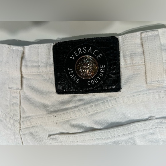 Versace Jeans Couture white denim high waisted Mom jeans. Size 32 - Picture 3 of 15